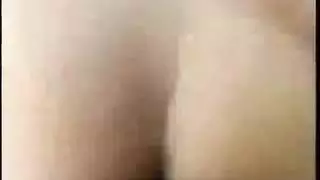 امرأة عربية مثيرة تأخذه بوضعية الكلب في العلن