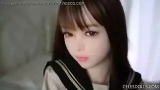 لعبة مراهقة تلعب ببظرها حتى تبلغ الذروة