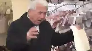 ادخال اليد بالكس والنيك