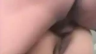 دهن على طيز