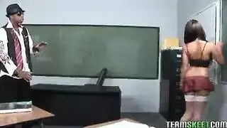 صليب ونشوة جسدية: فيلم للكبار محظور