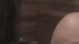 مثليه الملاعين فتاة الهرة الأكل استراحة الربيع