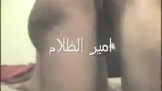 مشهد صعب في بيت دعارة: خيال اختراق مزدوج