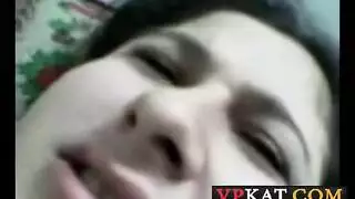 نيك مزدوج عنيف مع فتاة عربية شاحبة ساخنة