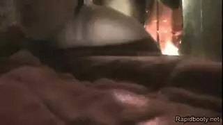 لقطات مقربة لقضيب ممثل عربي منتفخ