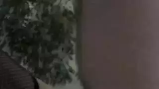 أول علاقة مثلثة تجعل هذه المرأة الناضجة تصرخ بجنون