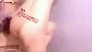 نقوشه تتعرض لضرب قوي في مشهد إباحي خام