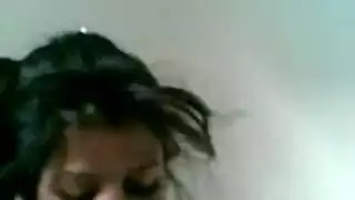 علاقة غرامية حارة: شاب ينيج امرأة متزوجة بعمق