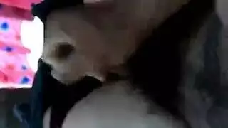 مي عز الدين إباحية صريمة: مقيدة ومسيطَر عليها