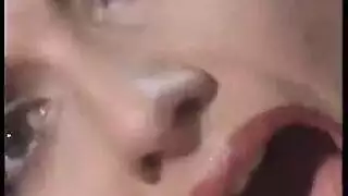 القطوة الإيطالية الساخنة تُنكح بقوة بواسطة بي بي سي