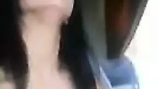 تصوير خفي في الحمام: شاهد فوجي أندرسون يستمني في الحوض