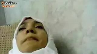 إلاهة في سن المراهقة مفلس الشرج التثاؤب