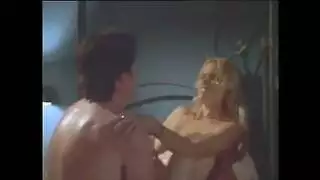 مهووسة روسية بالشرج تتعرض لتخريب فتحتها